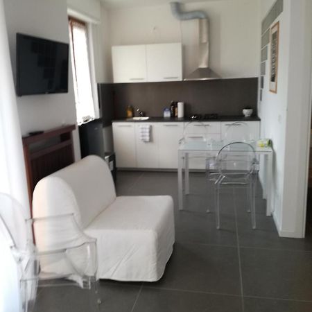 Casa Bonatti Hotell Peschiera del Garda Exteriör bild